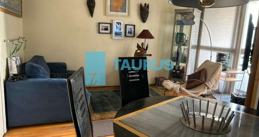 Apartamento para locação, 2 dormitórios, 1 vaga, 60m², Moema.