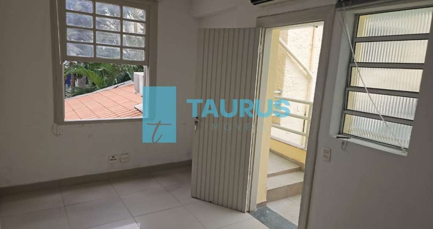 Casa Comercial para venda e locação, 9 salas, 7 vagas, 237m², no Jardim Paulista, São Paulo.