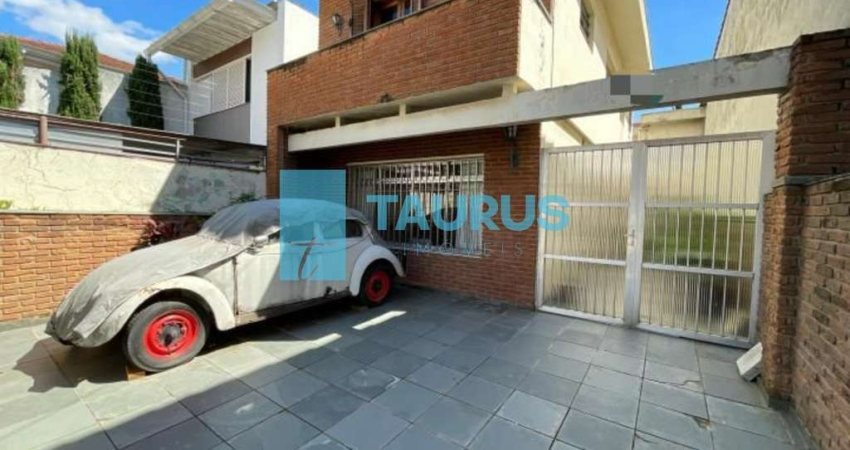 Sobrado à venda, 4 dormitórios, 3 vagas, 192m², Brooklin.