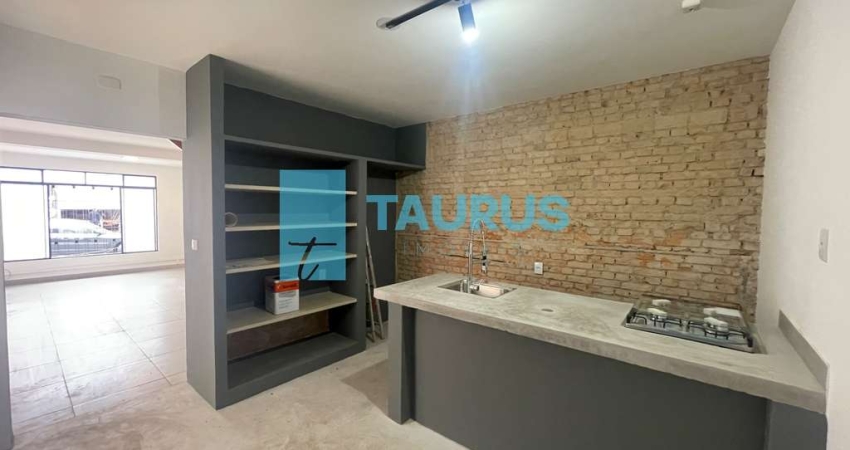 Sobrado para locação, 2 dormitórios sendo uma suíte, 1 vaga, 133m², Vila Olímpia.
