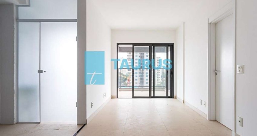 Apartamento à venda, 1 quarto, 1 vaga, em Moema, São Paulo.