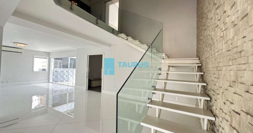 Apartamento Duplex para venda ou locação , 3 suites, 4 vagas, na Vila Nova Conceição, São Paulo