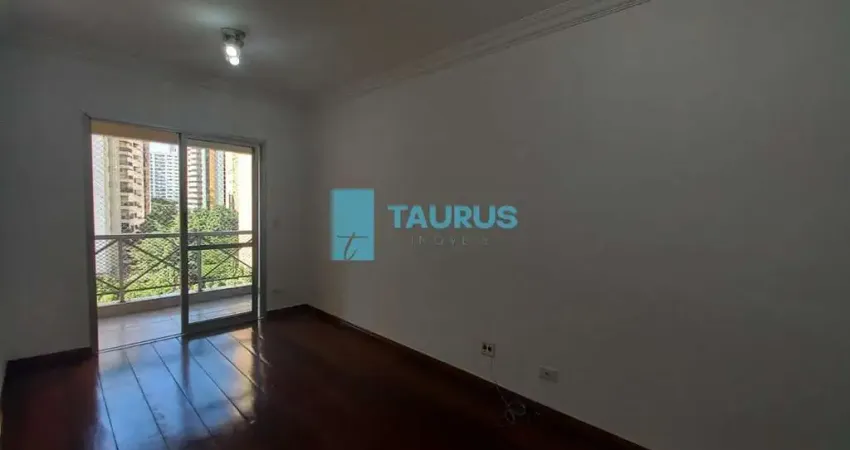 Apartamento à venda, 2 quartos, 1 suíte, 1 vaga,  em Moema, São Paulo.