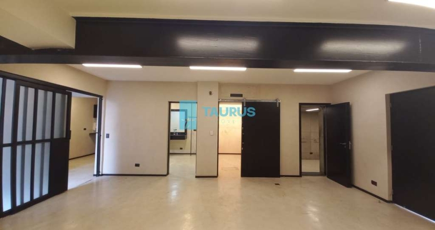 Casa comercial para alugar, 4 salas, 3 vagas, 230m², Jardim América.