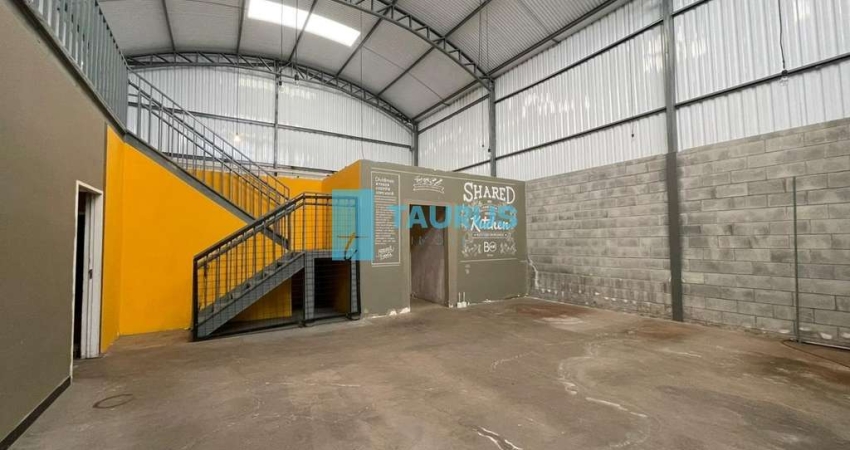 Barracão / Galpão / Depósito com 3 salas para alugar na Vila Olímpia, São Paulo 