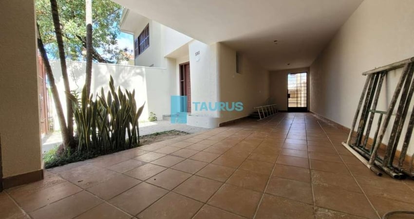 Sobrado á venda , 3 dormitórios , 4 vagas , 230 m² , Planalto Paulista.