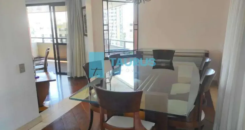 Apartamento á venda , 4 dormitórios , 2 suítes , 4 vagas , 227 m² , Moema.