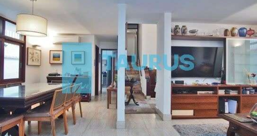 Casa comercial para locação, 4 salas, 4 vagas, 180m², Itaim Bibi.