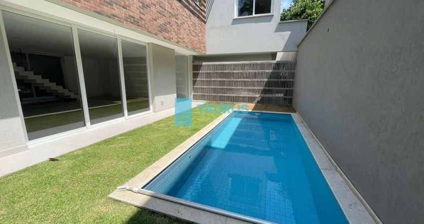 Casa de condomínio á venda , 4 dormitórios , 4 suítes , 4 vagas , piscina , 400 m² , Jardim dos Estados.