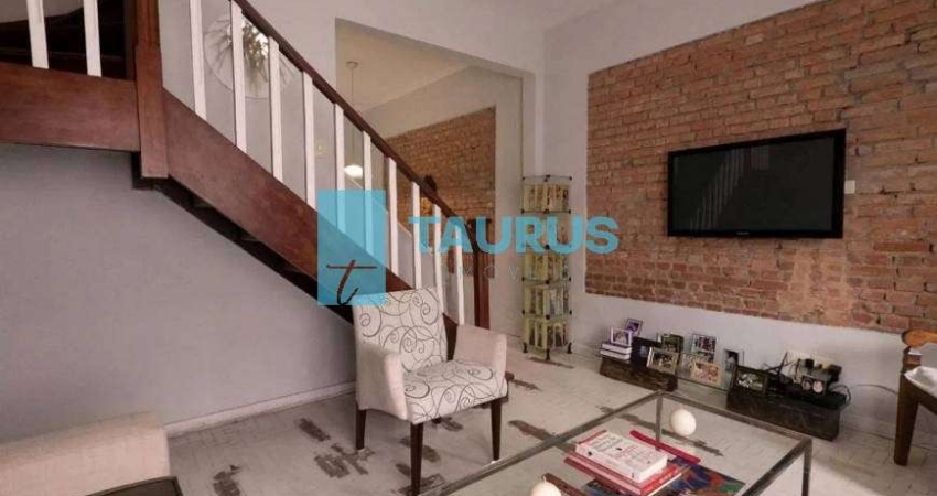 Casa à venda com 3 quartos na Vila Olímpia - São Paulo-SP.