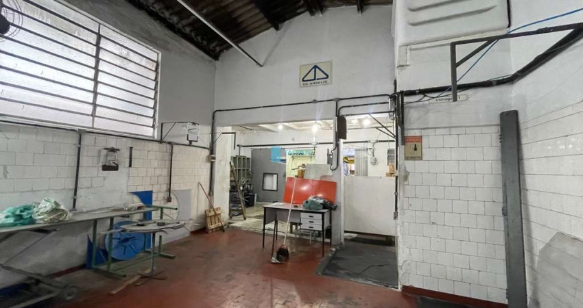 Galpão à venda, vão livre, 1 vaga, 289m², em Saúde, São Paulo.