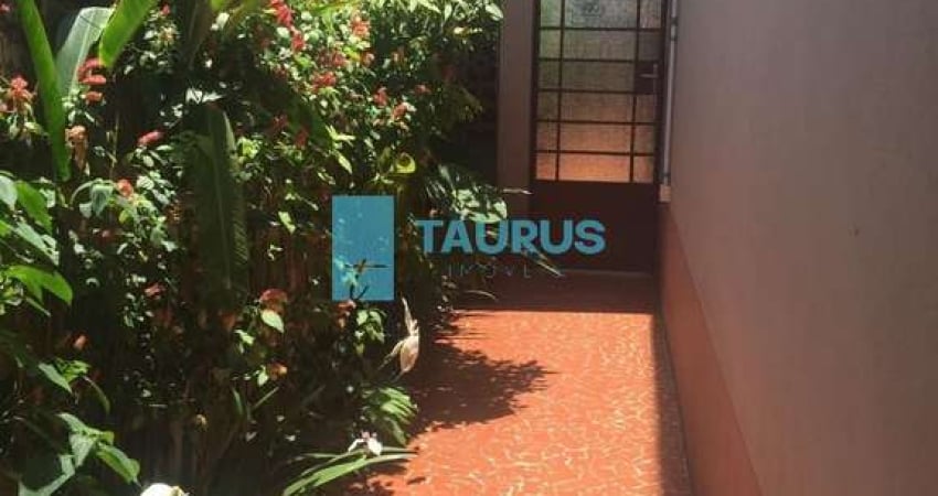 Sobrado à venda ou para locação, 3 dormitórios, 6 vagas, 500m², Brooklin.