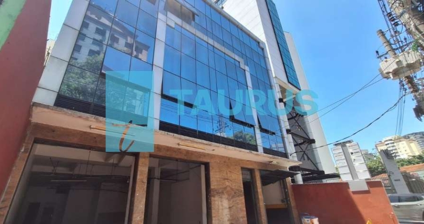 Prédio para locação, 4 andares, 12 salas, 1.600m², Vila Nova Conceição.