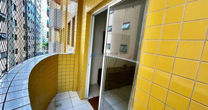 Apartamento à venda em Praia Grande, 01 dormitório, sacada e vista parcial mar