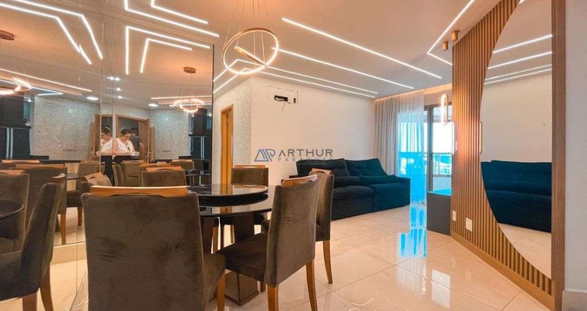 Apartamento à Venda em Praia Grande com 2 quartos, 1 suíte, Vista Mar e 2 vagas