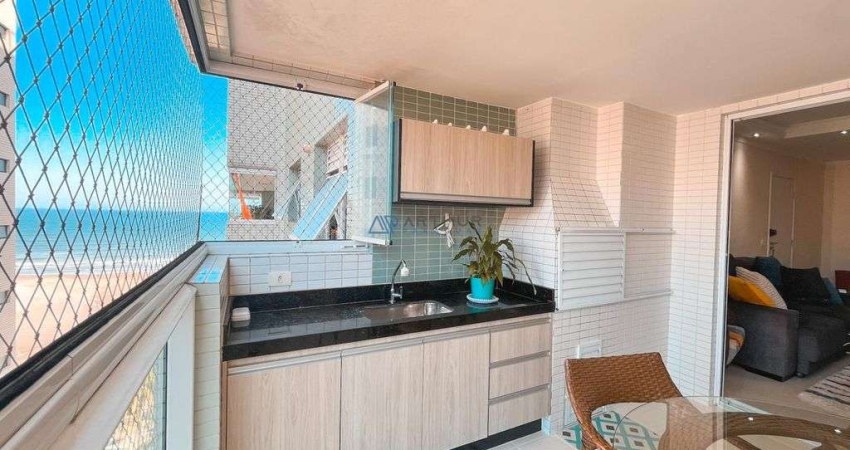 Apartamento à Venda em Praia Grande com 2 quartos, 2 banheiros,Prédio Frente Mar