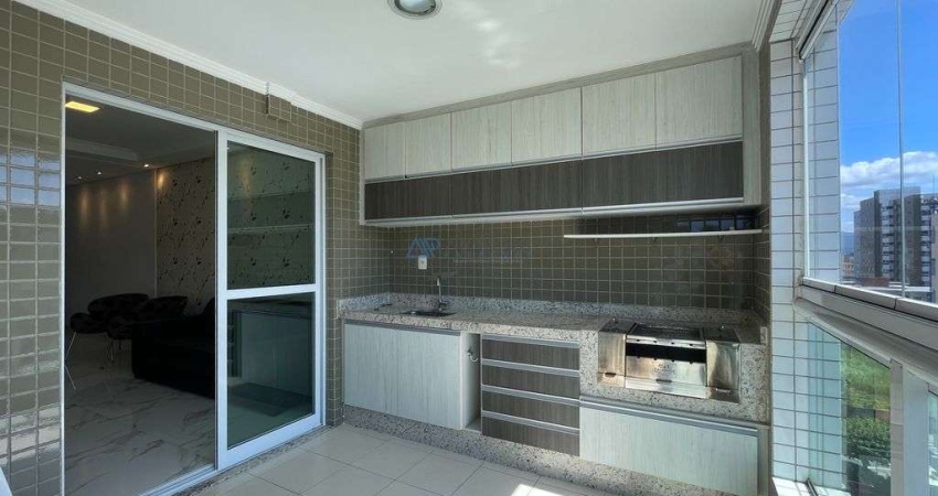 Apartamento  à Venda em Praia Grande com 2 quartos, 2 banheiros, 2 vagas e 77m²