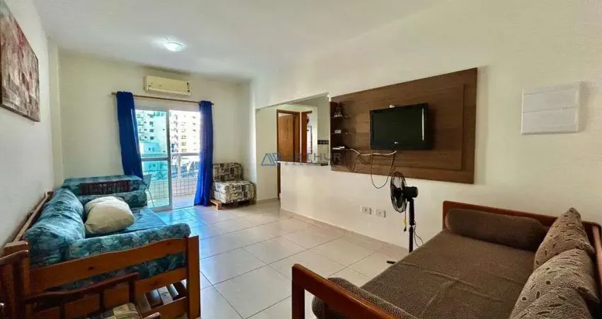 Apartamento à venda em Praia Grande, 01 dormitório, sacada e 250 metros praia
