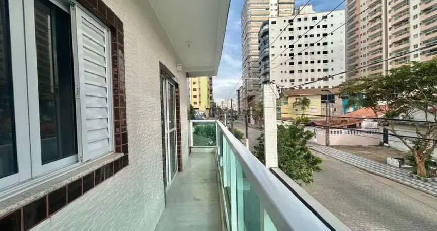 Casa sobreposta alta à venda em Praia Grande na Aviação