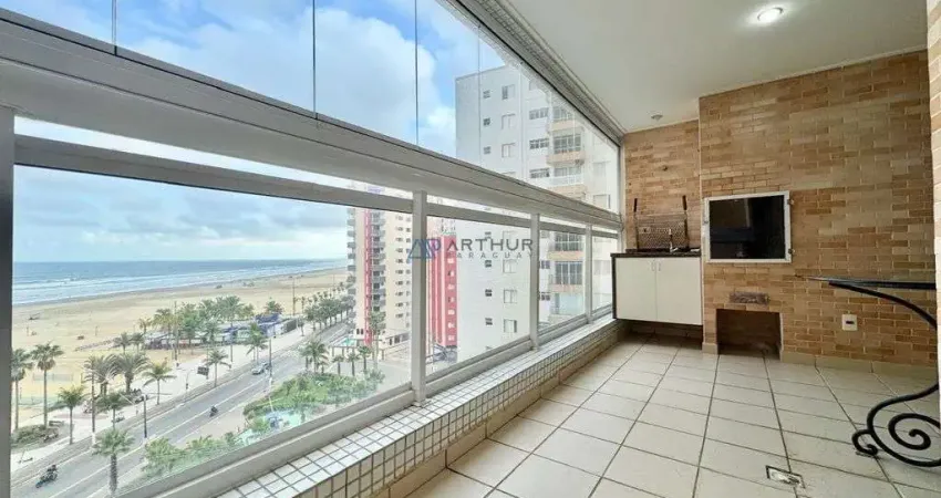 Apartamento à venda em Praia Grande com 03 dormitórios, 01 suíte, frente mar