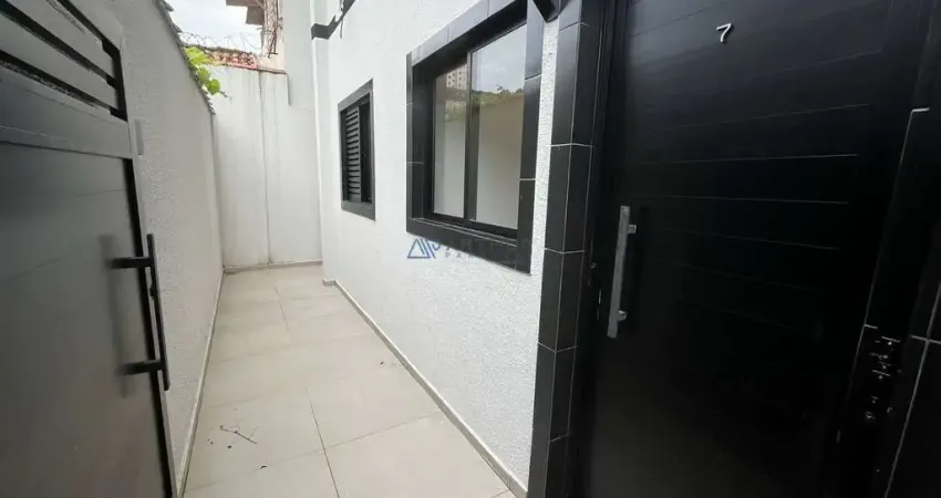 Sobrado à venda em Praia Grande com 2 quartos no Bairro Maracanã