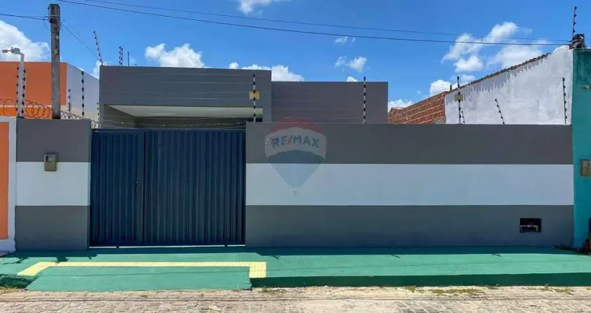 Casa com 3 dormitórios, sendo uma suíte, a 5 minutos da upa de nova esperança e a 10 minutos do ifrn e atacadão de parnamirim