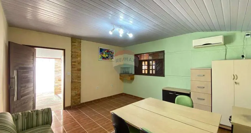 Casa com 2 quartos uma suíte e com escritório em Cajupiranga - Parnamirim