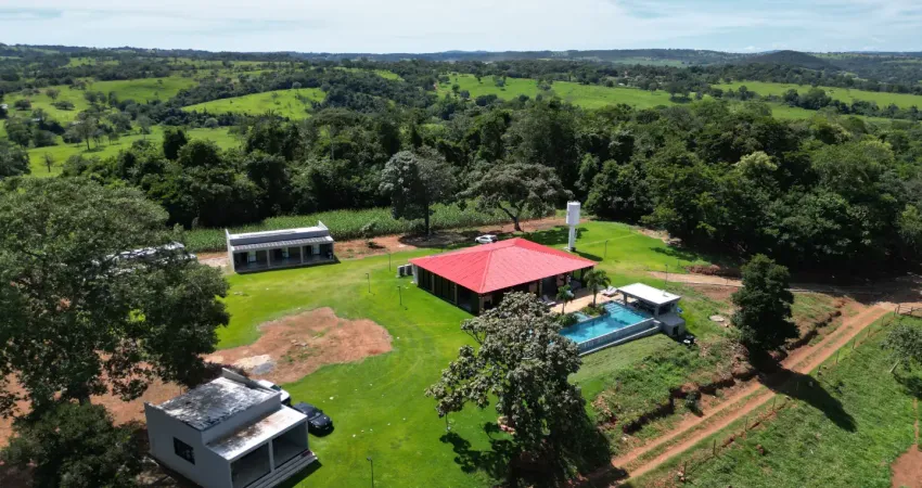 Chácara / sítio com 7 quartos à venda na Praça Damiana da Cunha, Zona Rural, Mossâmedes