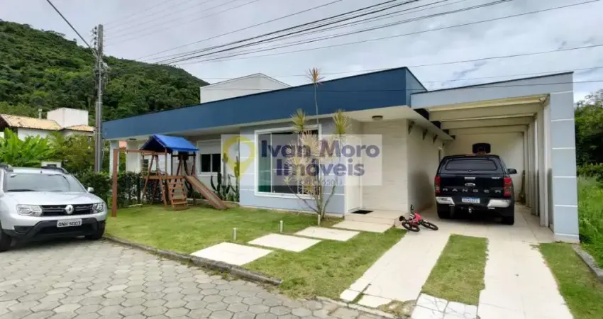 Casa à venda em Cachoeira do Bom Jesus  -  Florianópolis - SC