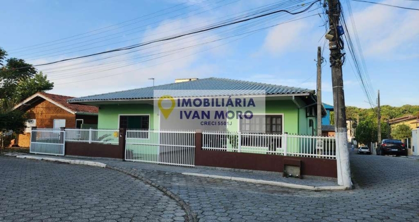 Casa à venda em Ingleses do Rio Vermelho  -  Florianópolis - SC