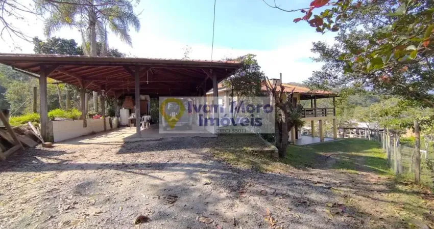 Chácara / sítio com 4 quartos à venda no Alto Aririu, Palhoça 