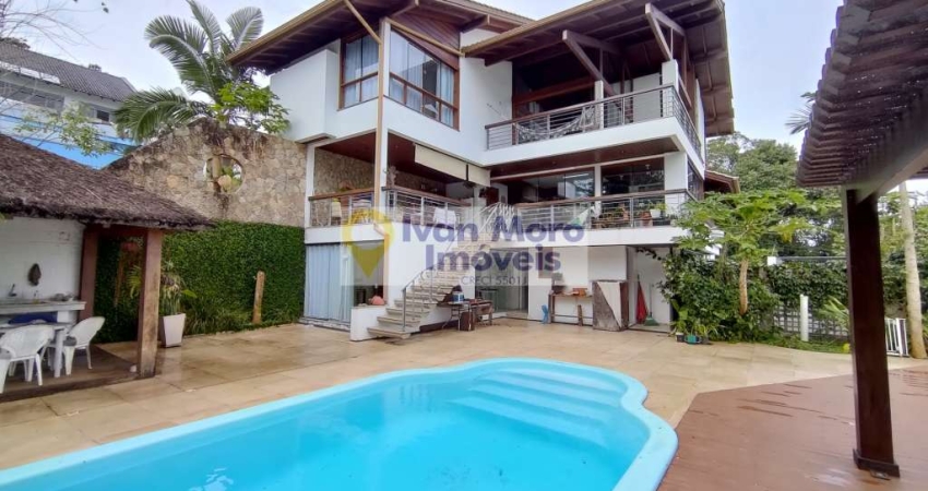 Casa com 5 quartos à venda no João Paulo, Florianópolis 