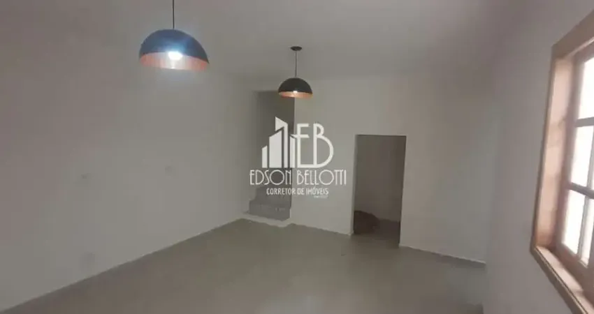 Sobrado à Venda no bairro Vila Monumento, 3 dorms, 2 vagas, 250 m², 120 m²