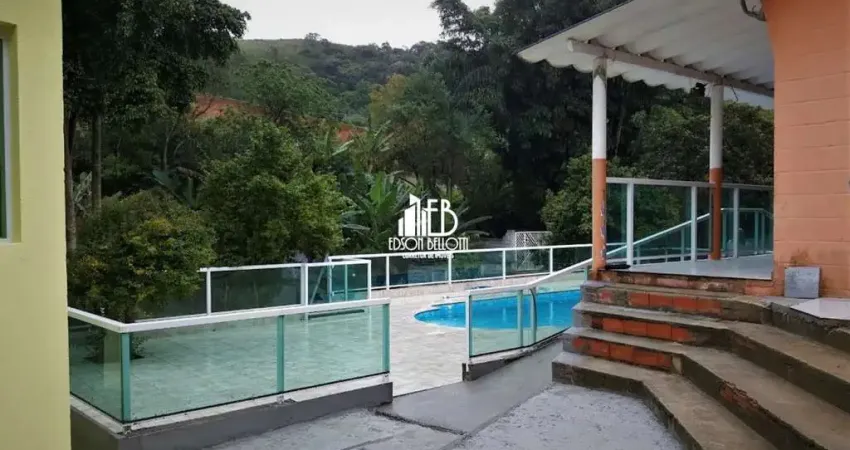 Chácara para Venda em Ribeirão Pires, 2 dorm(s), 10 vaga(s), 1.600 m2 de área total