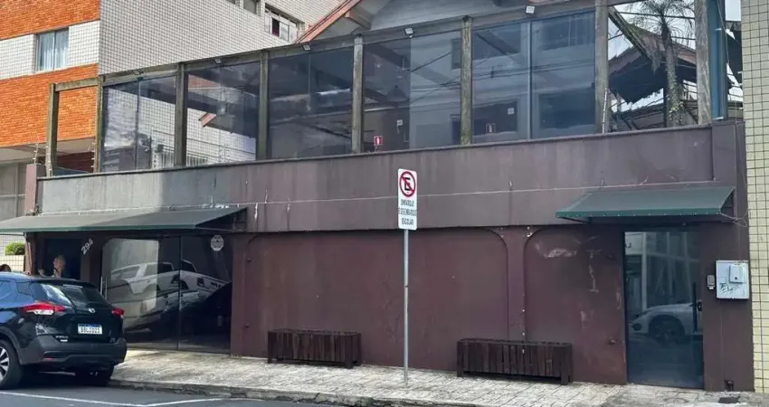 Casa comercial à venda no Centro, Ponta Grossa 