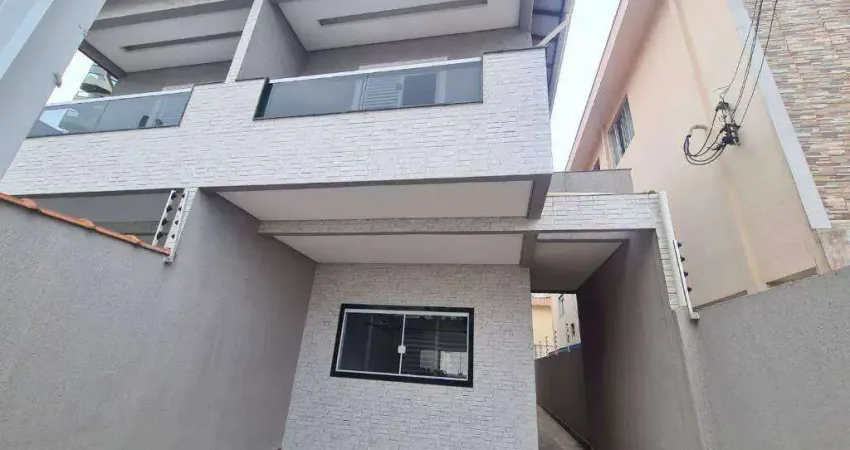 Sobrado novo com piscina com 3 dorm(s), sendo 3 suítes , com vista mar na Ocian em Praia Grande.