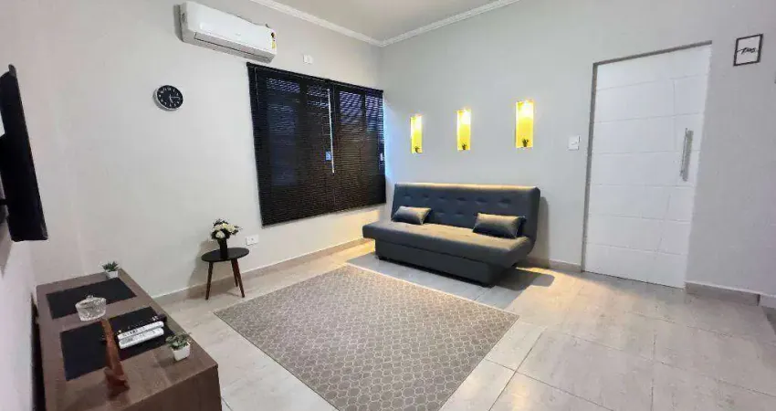 Apartamento Reformado de 1 dormitório mobiliado, andar Térreo - Boqueirão em Praia Grande /SP