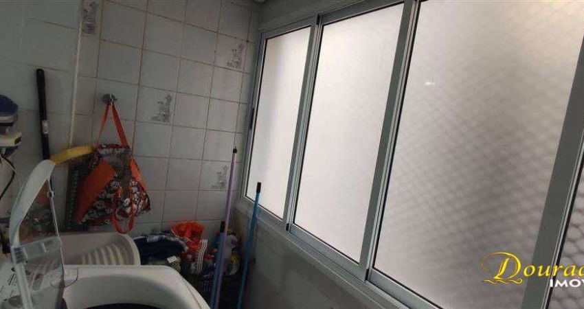 Apto de 2 dorm(s), sendo 1 suíte, com varanda e vista mar, Ocian em Praia Grande SP.