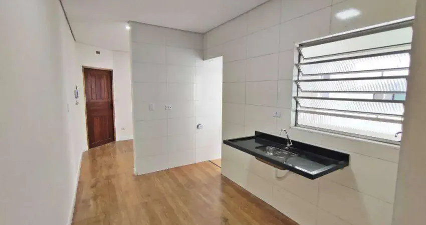 Apto de 1 dormitório, 1 vaga, Reformado,  na Aviação em Praia Grande SP.