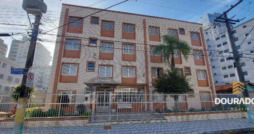 Apartamento de 1 dormitório, com garagem demarcada no caiçara em praia grande sp.