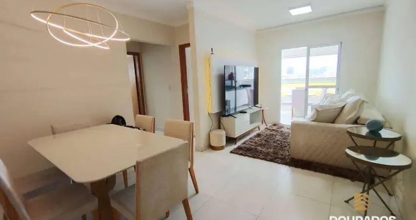 Apto de 2 dorm(s), sendo 1 suíte, com varanda , mobiliado na aviação em praia grande sp.