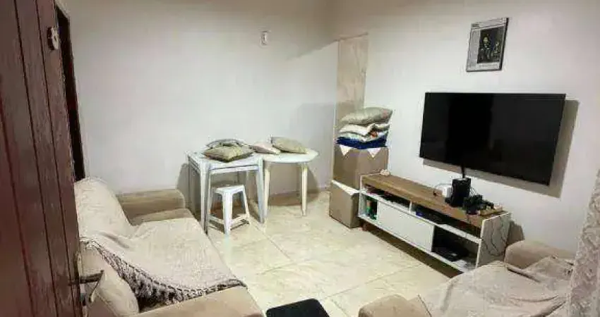 Casa geminada 2 dormitórios, sendo 1 suíte, semi mobiliada na Mirim em Praia Grande SP.