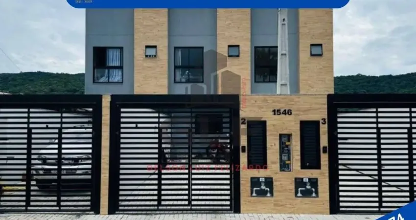 Casa Sobrado Geminado à venda na cidade de Itapema/SC no bairro Morretes, com 2 Suítes e 2 Vagas de Garagem. Bem Localizado