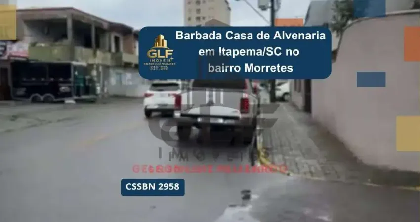 Barbada casa de alvenaria em itapema/sc no bairro morretes área total de 300m². ótima localização a apenas 900m do mar.