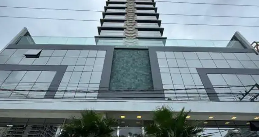 Apartamento de luxo com 3 suítes e 3 vagas na cidade de Itapema-SC, bairro Centro: 136m² de pura sofisticação!
