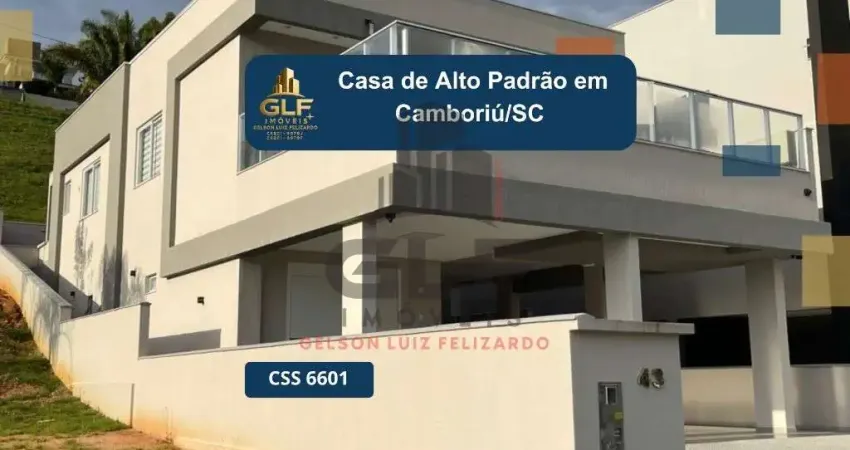Casa sobrado de alto padrão pronta para morar em condomínio na cidade de camboriú/sc, bairro centro, com 402m², 3 dormitórios sendo 3 suítes.