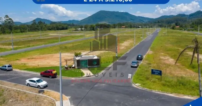 Terreno a venda na cidade de Itapema/SC no bairro Morretes, com metragem de 200 m² sendo suas dimensões de 10 x 20. Bem localizado a 2 km do Mar