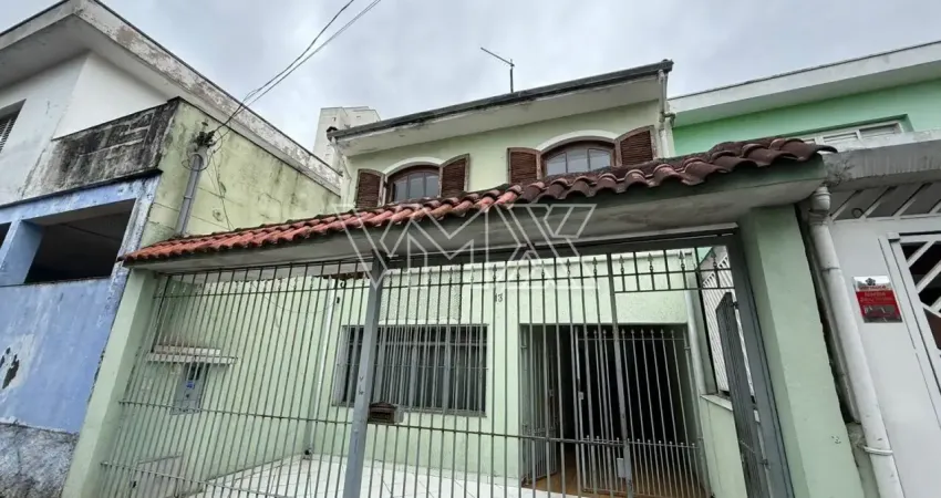 Sobrado à Venda na Vila Leonor – 3 Dormitórios, Quintal e 3 Vagas | Excelente Localização