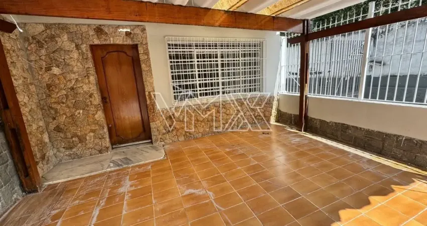 Casa com 3 quartos para alugar na Rua Joaquim Norberto, 335, Vila Paulicéia, São Paulo