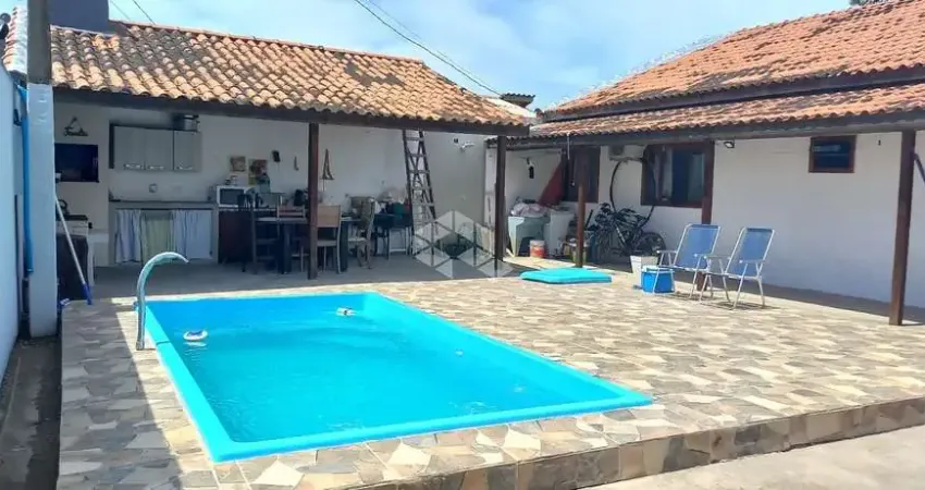 Casa com 2 dormitórios à venda na praia do sonho - palhoça - sc no valor de r$ 280.000,00.